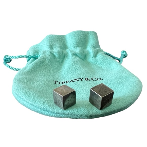 Tiffany & Co • Sterling Silver Solid Box Cube Stud Earrings 8gr - Picture 9 of 9